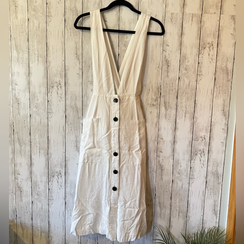 Elegant White Button-Down Dress